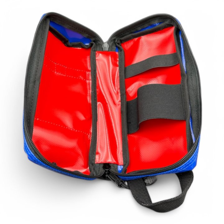 Buddy PVC-Hülle in Rot und Blau